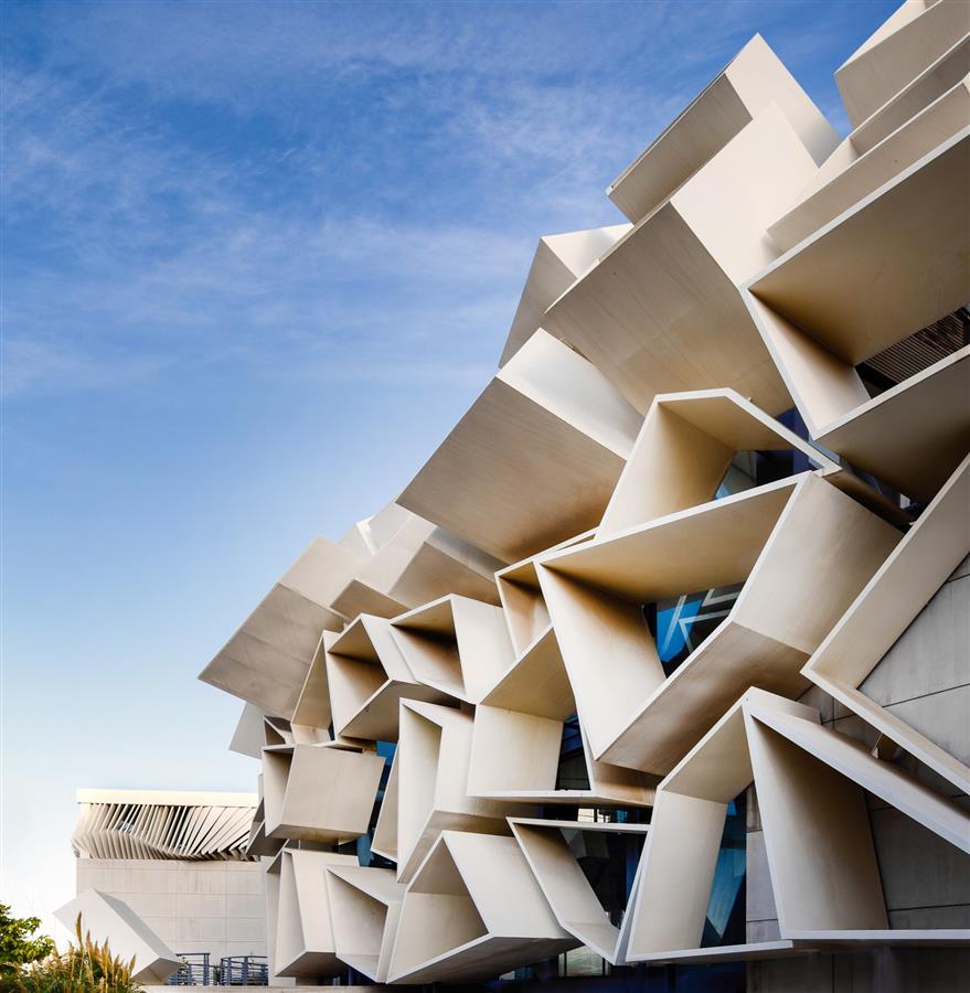 伊朗·绿地会议中心-展览大楼/Mehrdad Iravanian Architects