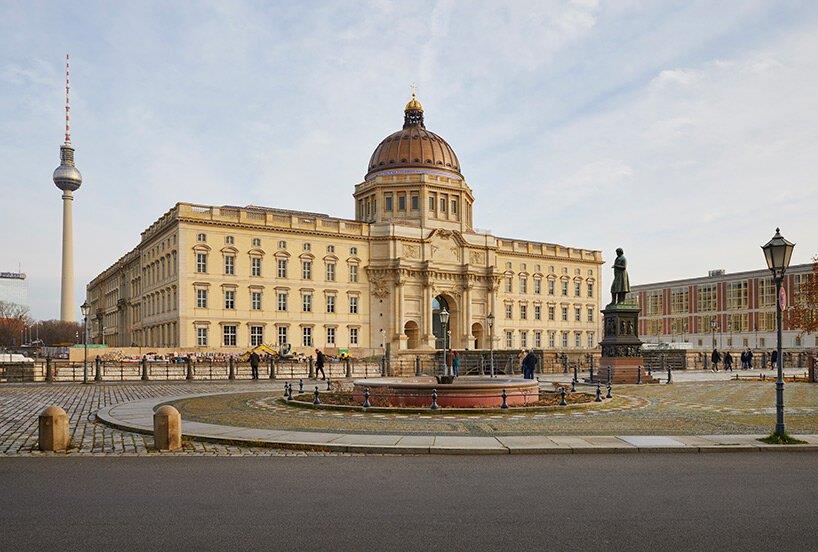 洪堡论坛:佛朗哥·斯特拉以新的巴洛克风格立面重建柏林宫殿