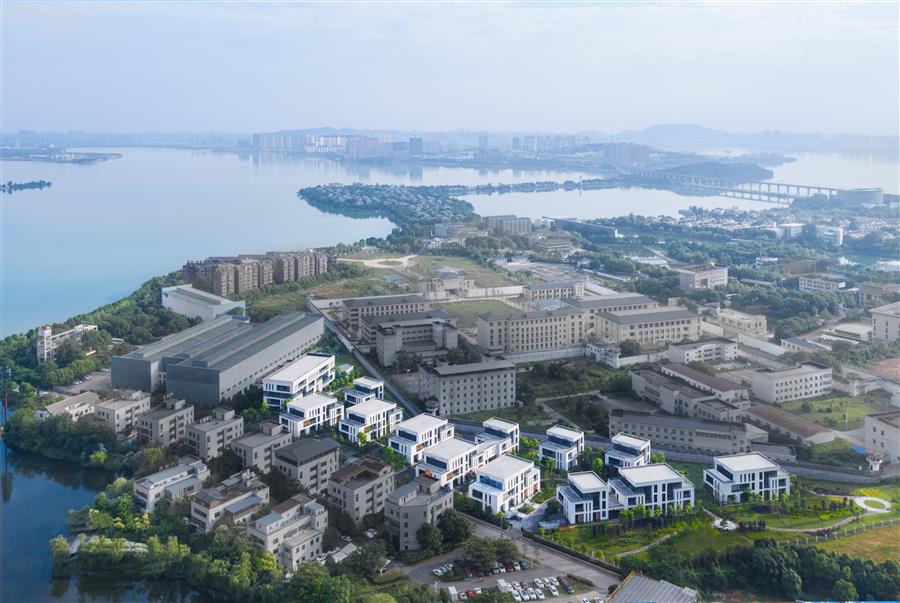 武汉理工大科技园---湖北建艺风工程设计有限公司