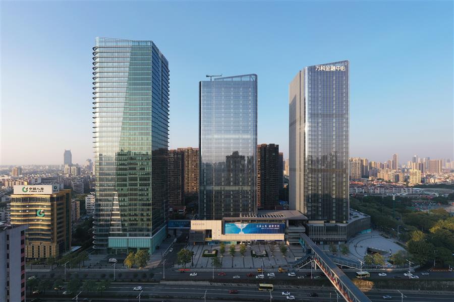 佛山万科金融中心——以开放、优雅的姿态友好地融入城市---深圳和境建筑设计有限公司(AND)&北京中外建建筑设计有限公司深圳分公司(BCCI)