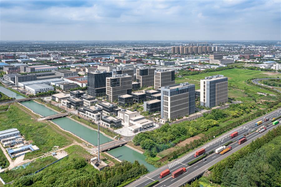 上海宝能·未来空间：智慧科创产业未来综合体---上海三益建筑设计有限公司