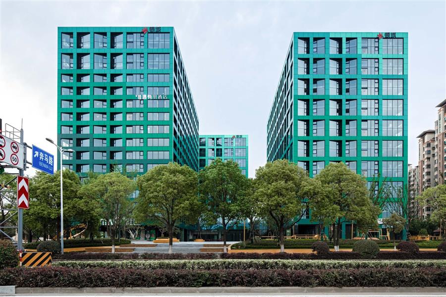 南京·银城KinmaQ+社区---艾麦欧建筑 + 优意建筑