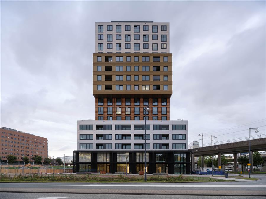 荷兰·Lycka阿姆斯特丹公寓---Paul de Vroom团队+Sputnik