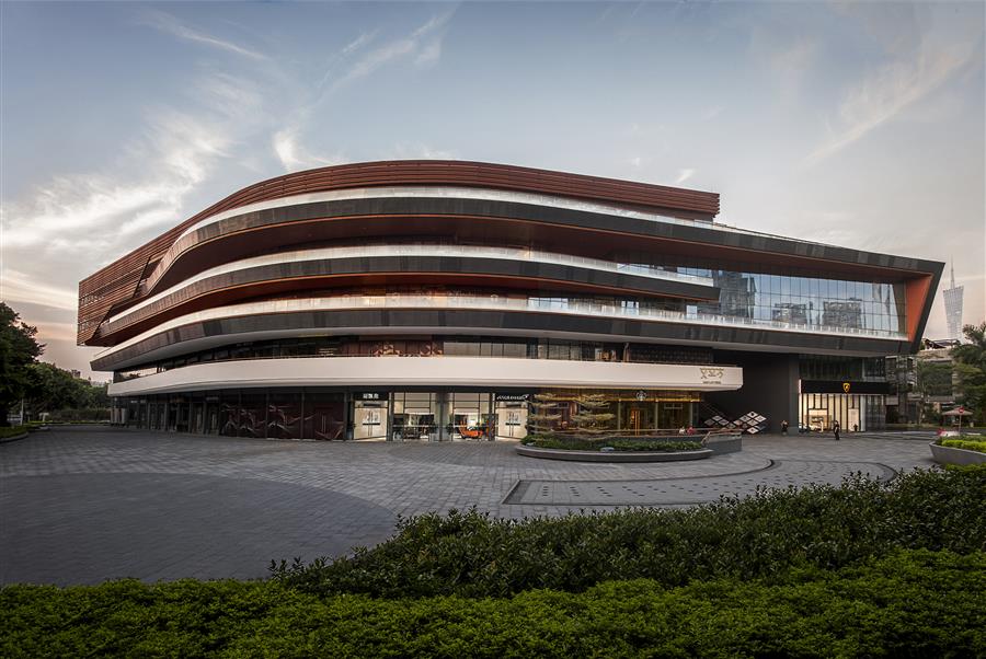 一座垂直的街道美术馆：二沙文立方，广州---扉建筑 FEI Architects
