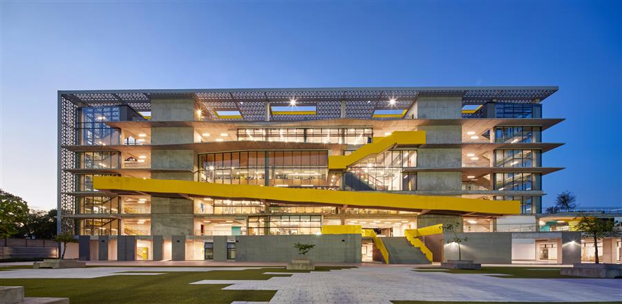 墨西哥·瓜达拉哈拉美国学校基金会---Flansburgh Architects