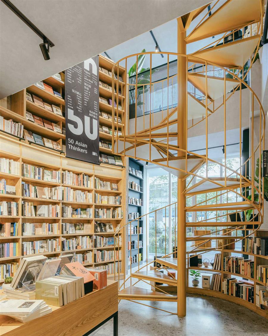 东京单向街书店---BUZZ庄子玉工作室