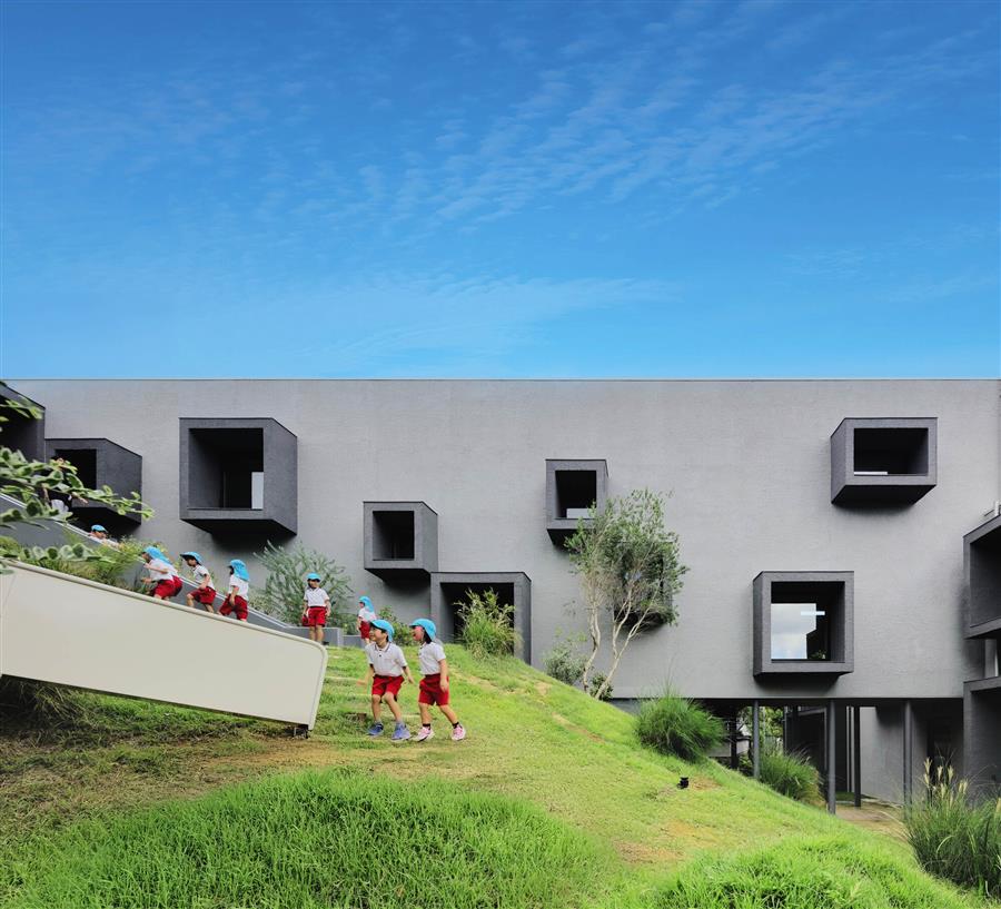 FK幼儿园和托儿所---HIBINOSEKKEI + Youji no Shiro, Kids Design Labo