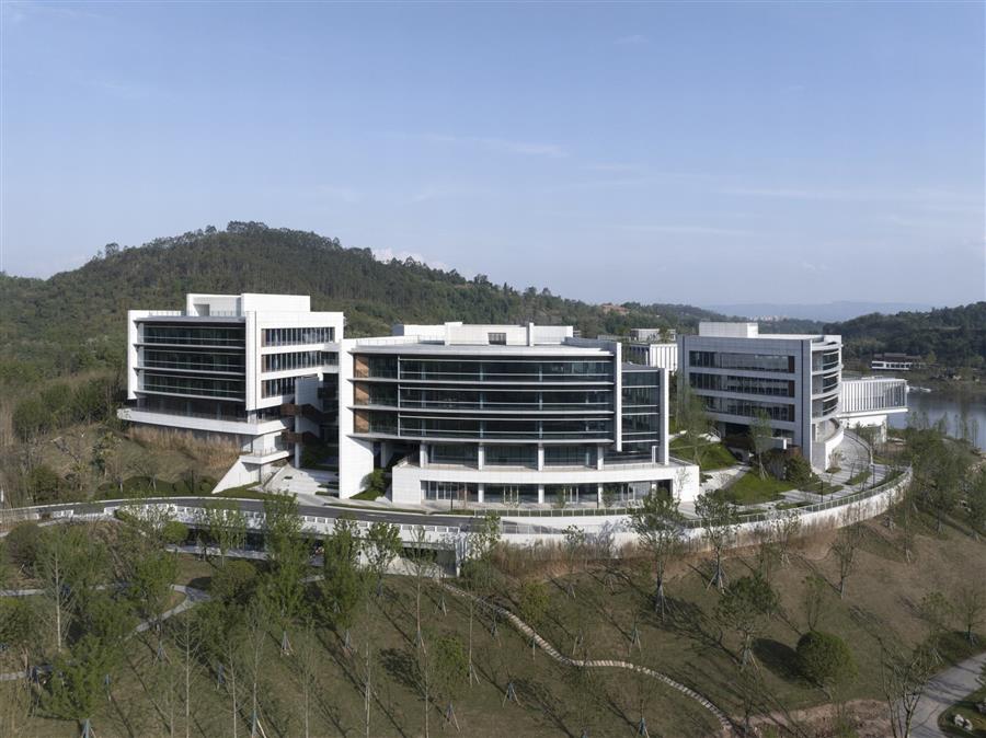 伏脉于山水、借高差创空间价值 | 重庆涪陵慧谷湖科创小镇首开区---上海都设营造建筑设计事务所有限公司