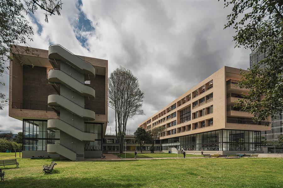 哥伦比亚·埃尔卡米诺：面向老年人及曾无家可归者的居住社区---FP Arquitectura