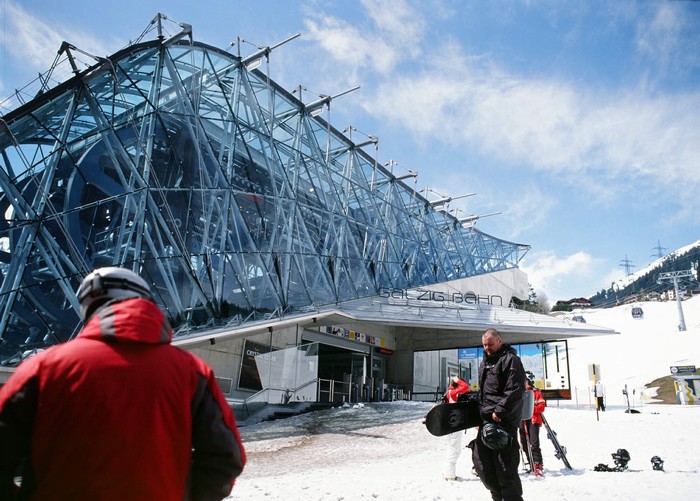 奥地利·Basis Terminal Galzigbahn滑雪馆---Driendl Galzigbahn