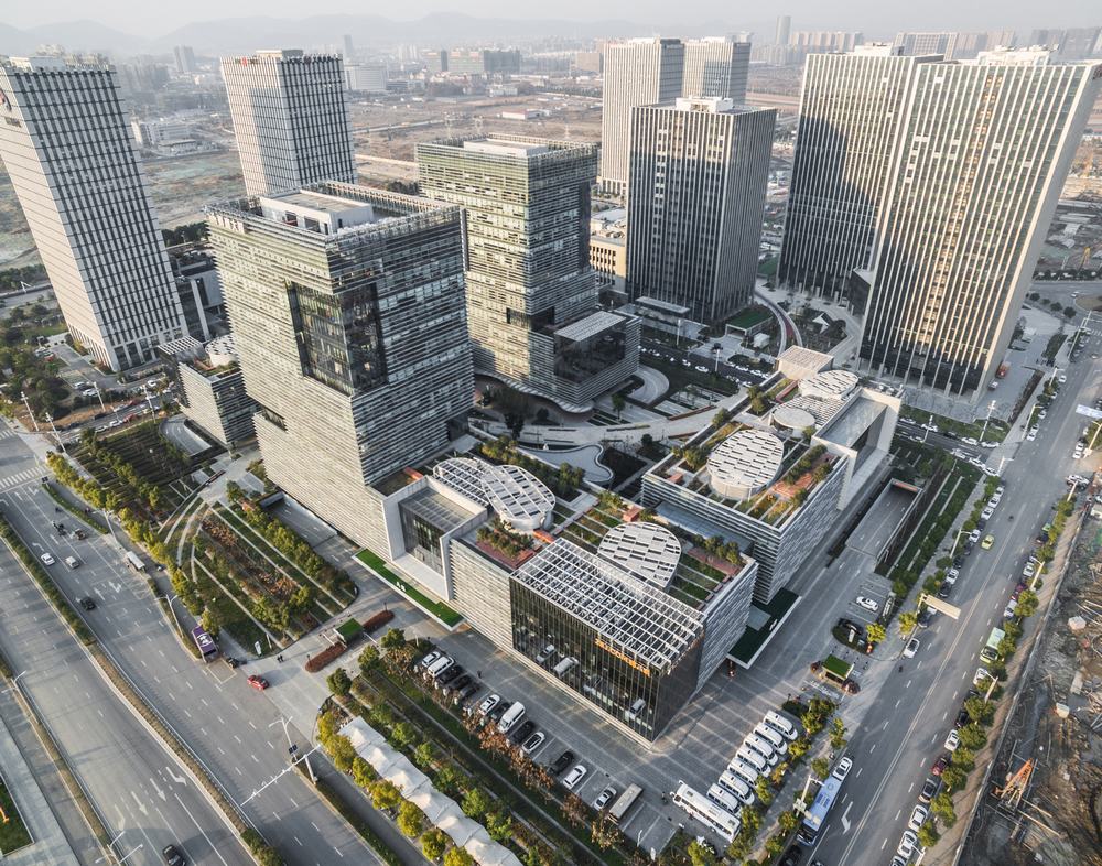南京研创园孵鹰大厦——以人为本，和谐共融，共创美好办公社区