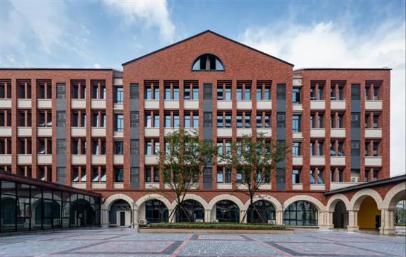 漂亮!!在这样的学校,真是一种享受—— 壮观气派|集幼儿园、小学、初中、高中于一体的“花园式校区”---柏涛建筑设计