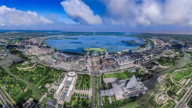 中建临港区域总部基地方案公布！上海未来国际海岸边的「大国建造」---孚提埃（上海）建筑设计事务所有限公司