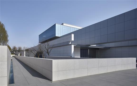 建筑的回响: 感知空间的多义 | 西安大悦·未来城---致逸设计