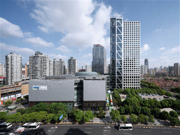 在上海市中心营造“垂直城市绿洲” | LuOne凯德晶萃广场---萨夫迪建筑事务所