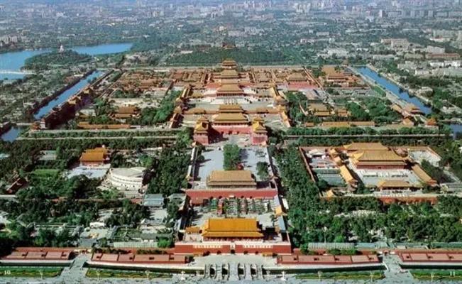 各地暴雨成灾,为何600年的故宫无积水?