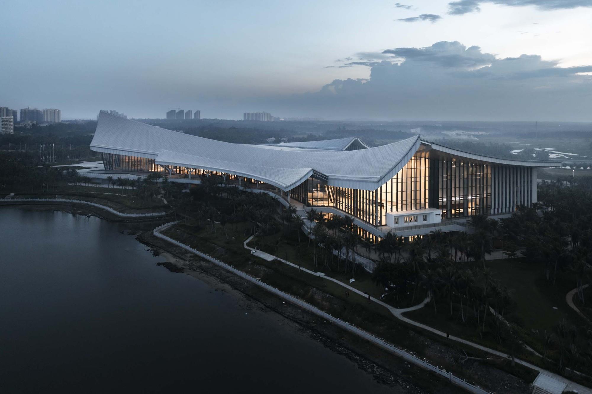 1 (8).jpg China Nanhai Hainan Museum