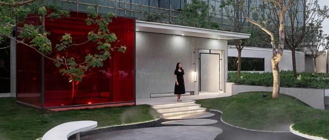 红,又不只是红 | 珠海卓越 · 旭辉 · 江屿海