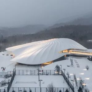 MAD作品:雪山下的帐篷 | 亚布力企业家论坛永久会址建成